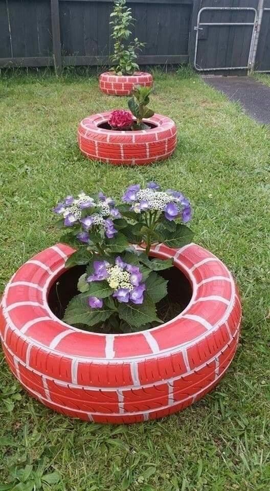 Brick-Style Tire Planters