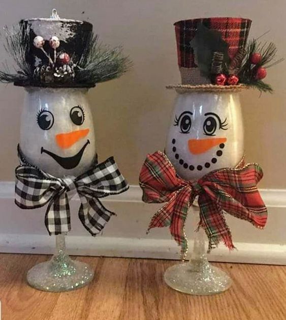 Charming Snowman Wine Glass Duo