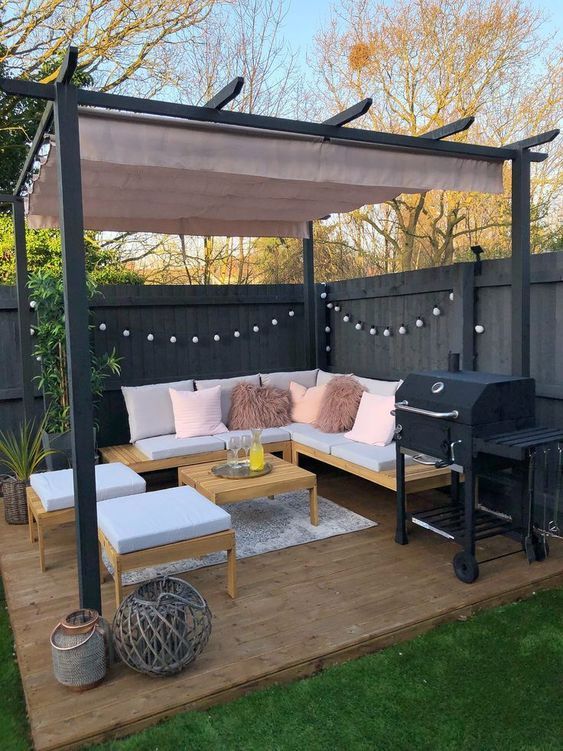 Chic Modern Pergola Lounge