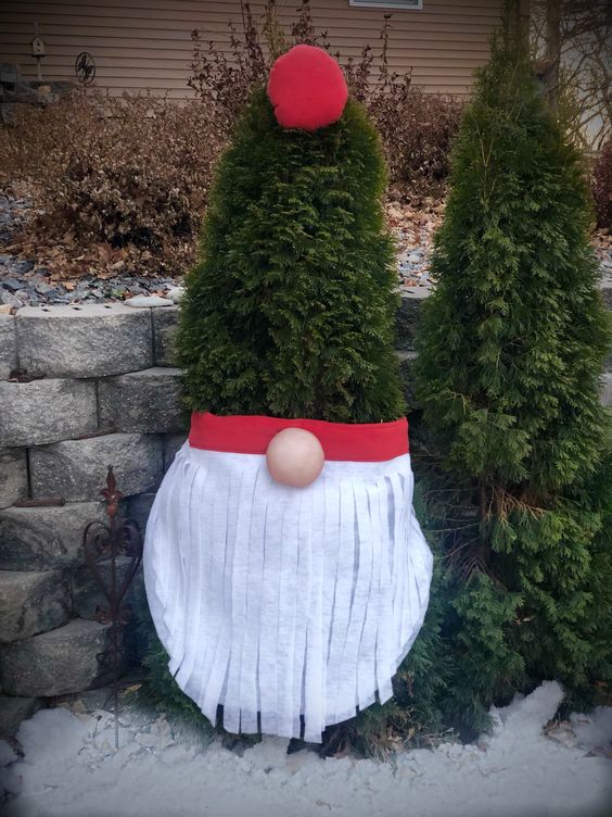 Festive Garden Gnome Tree