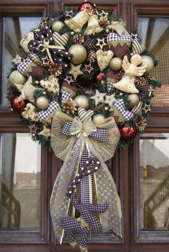 Gingham Hearts and Stars Wreath