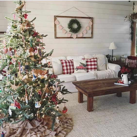 Rustic Farmhouse Christmas Living Room