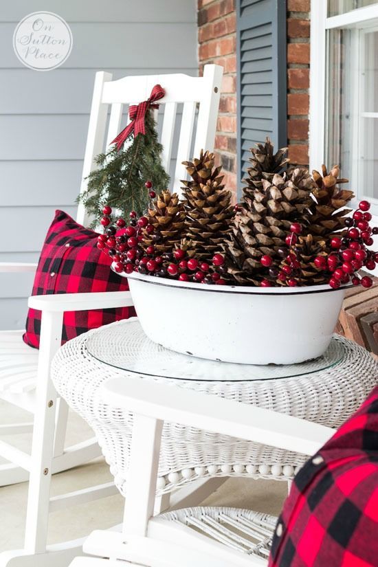 Rustic Pinecone Holiday Centerpiece