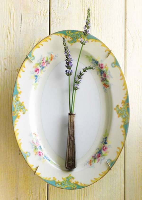 Charming Floral Vintage Plate Vase