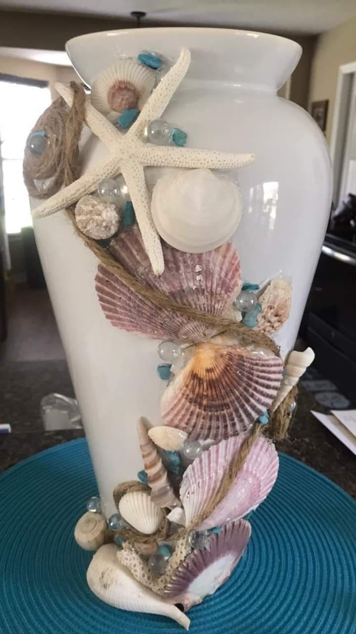 Elegant Coastal-Themed Seashell Vase