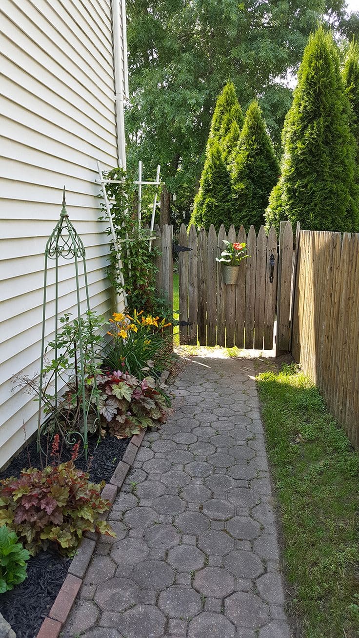 Charming Cottage Side Yard Pathway