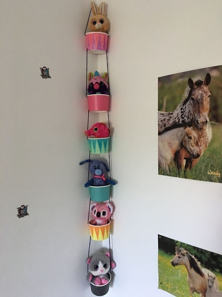 Charming Hanging Cup Corner Shelf Display