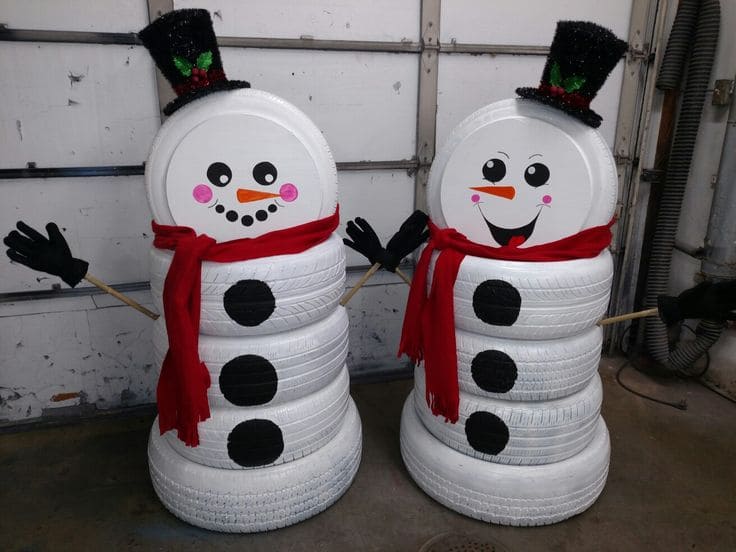 Charming Snowman Tire Sculptures for Holidays