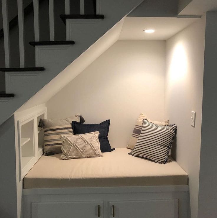 Cozy and Inviting Under-Stair Reading Nook