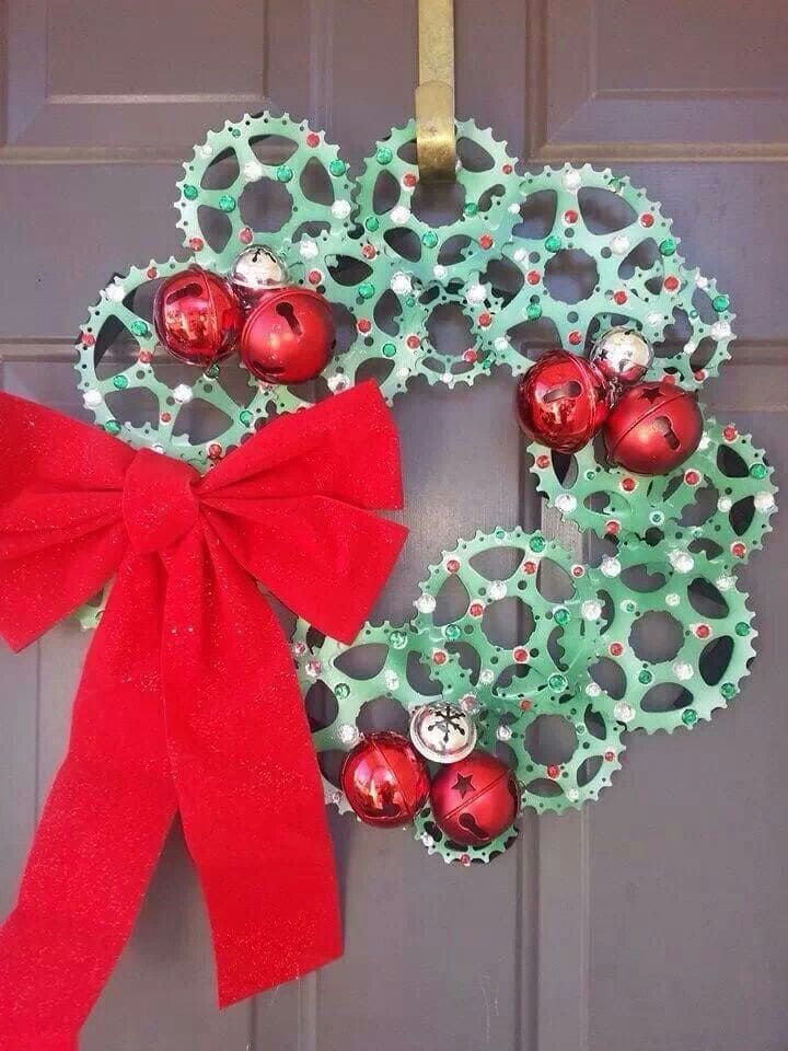 Gear-Inspired Wreath with Festive Flair