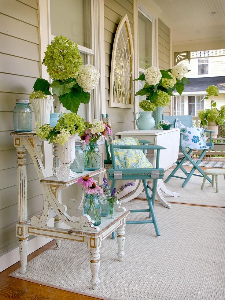 Hydrangea-Inspired Vintage Porch Retreat