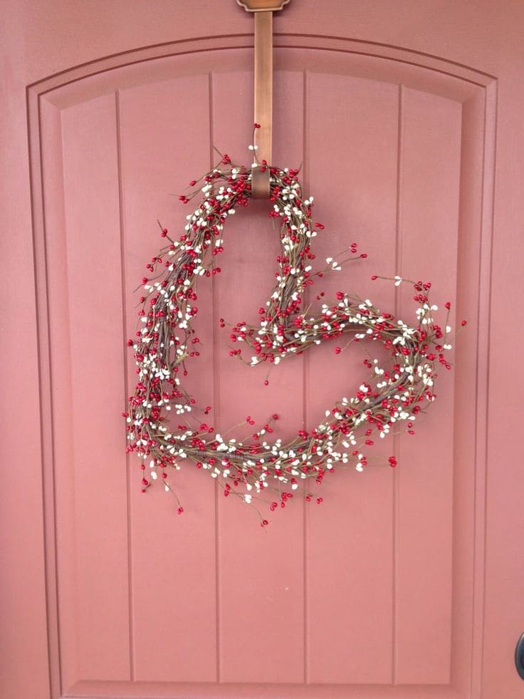 Rustic Heart-Shaped Berry Wreath Elegance