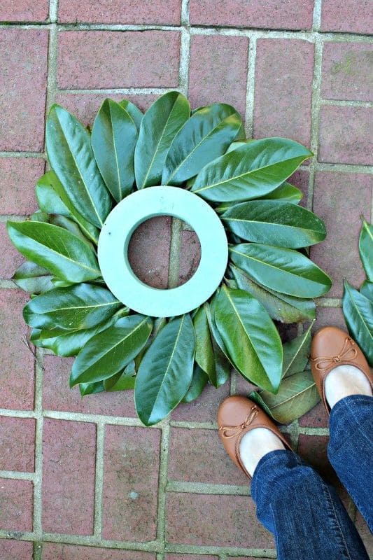 Simple Magnolia Leaf Wreath Charm