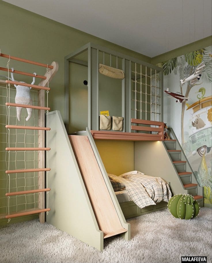 Adventure-Themed Bunk Bed with Play Features