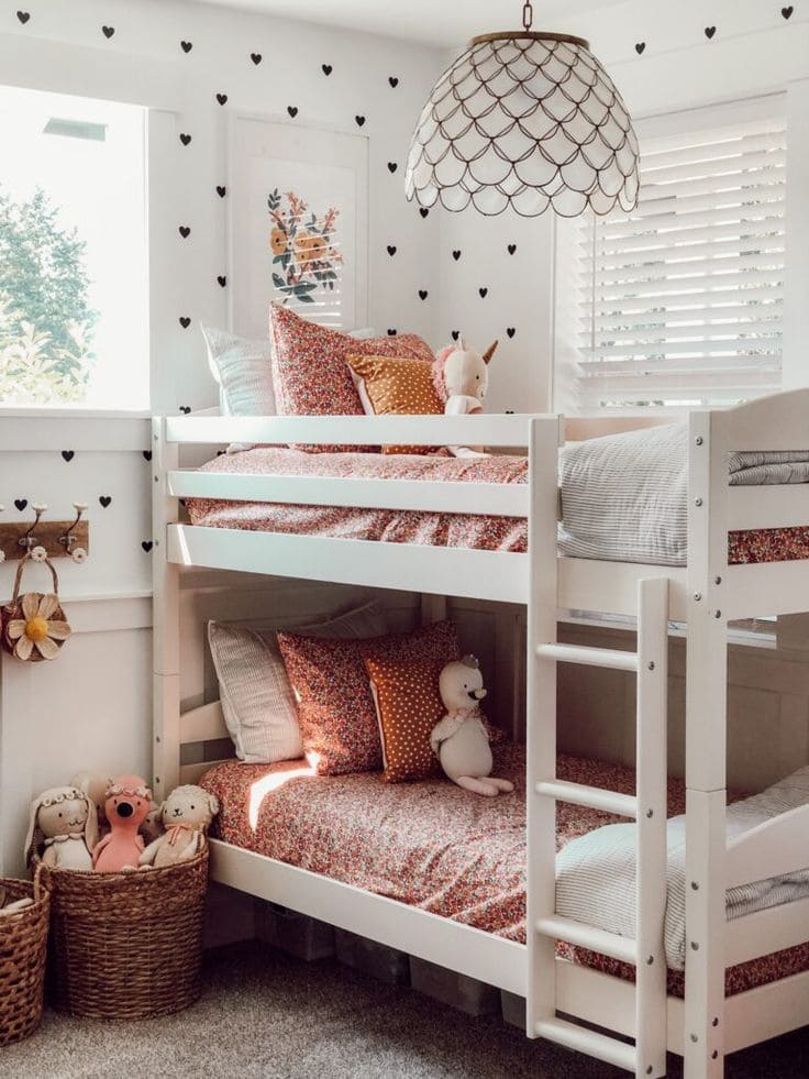 Charming Floral-Themed Bunk Bed Delight