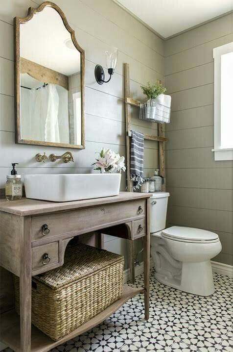 Charming Vanity Table Vintage Bathroom Design