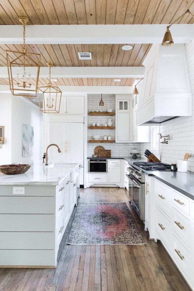 Elegant White Kitchen with Natural Charm