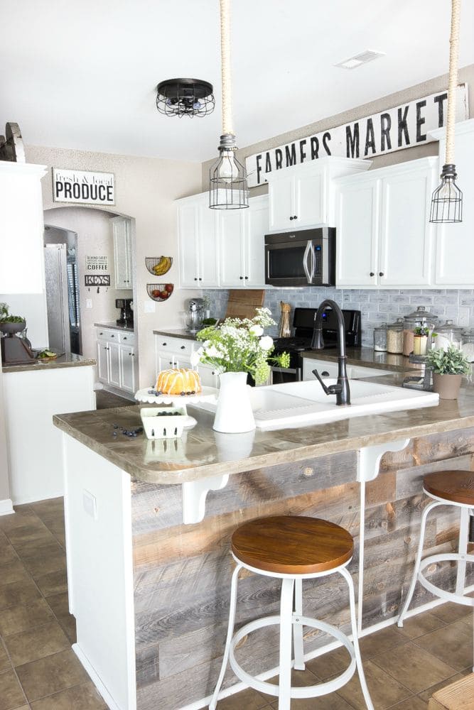 Rustic Farmhouse White Kitchen Delight