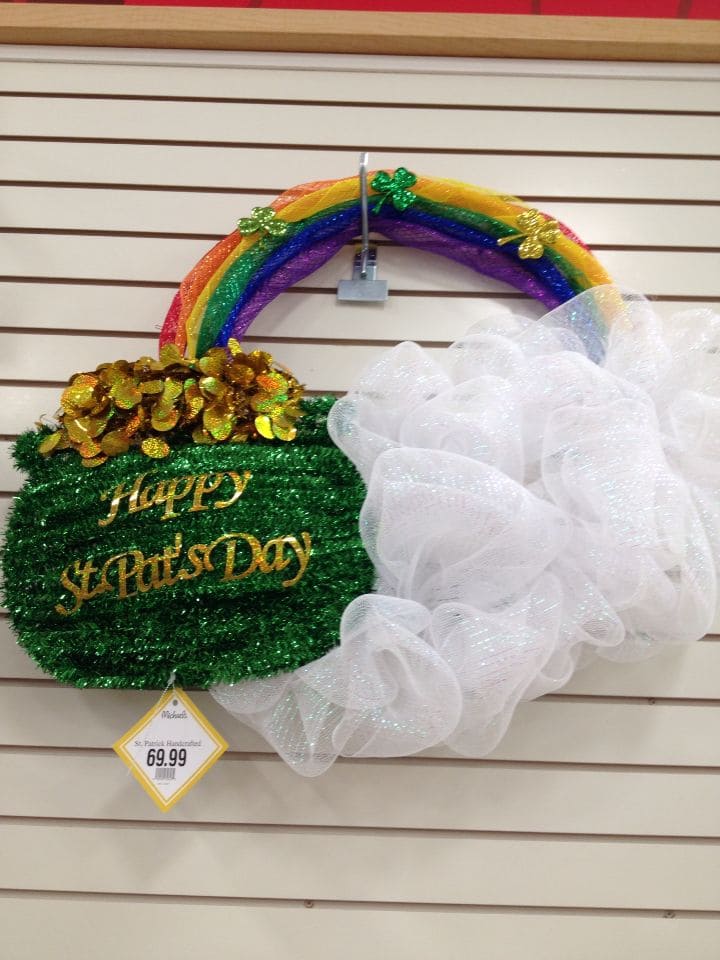 Clover St. Patricks Wreath Delight