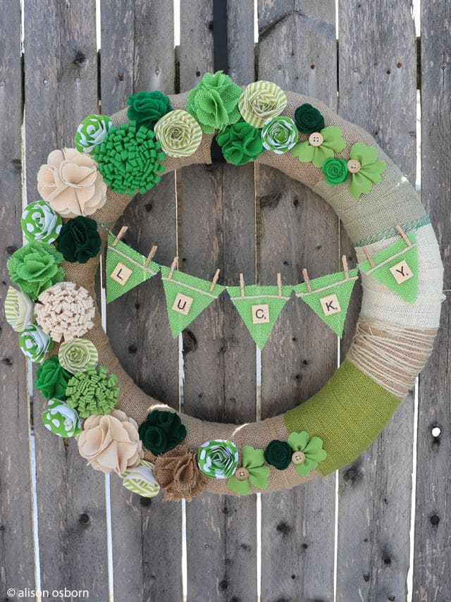 DIY St. Patricks Day Wreath with Burlap