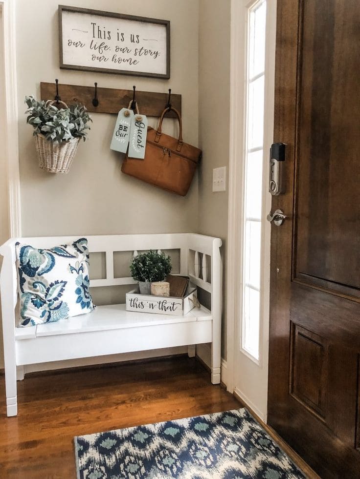 Rustic Autumn Entryway Charm