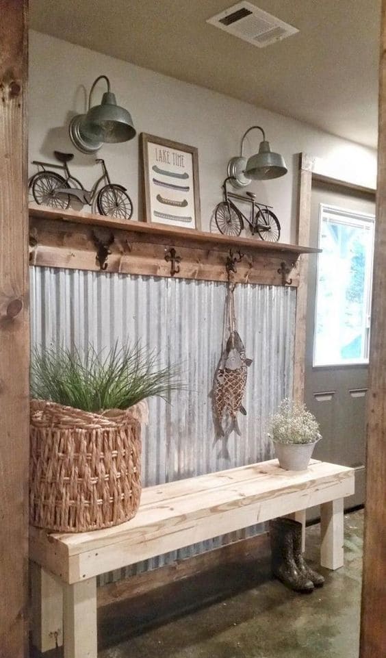 Rustic Lakeside Farmhouse Entryway Charm