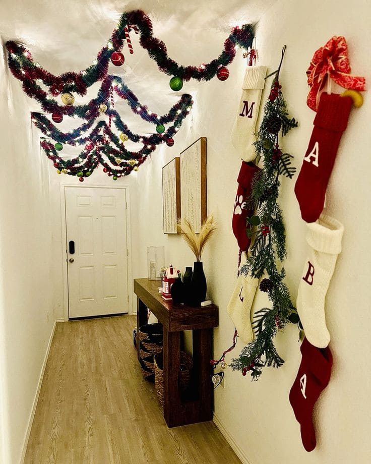 Ceiling Garland Tunnel With Hanging Ornaments