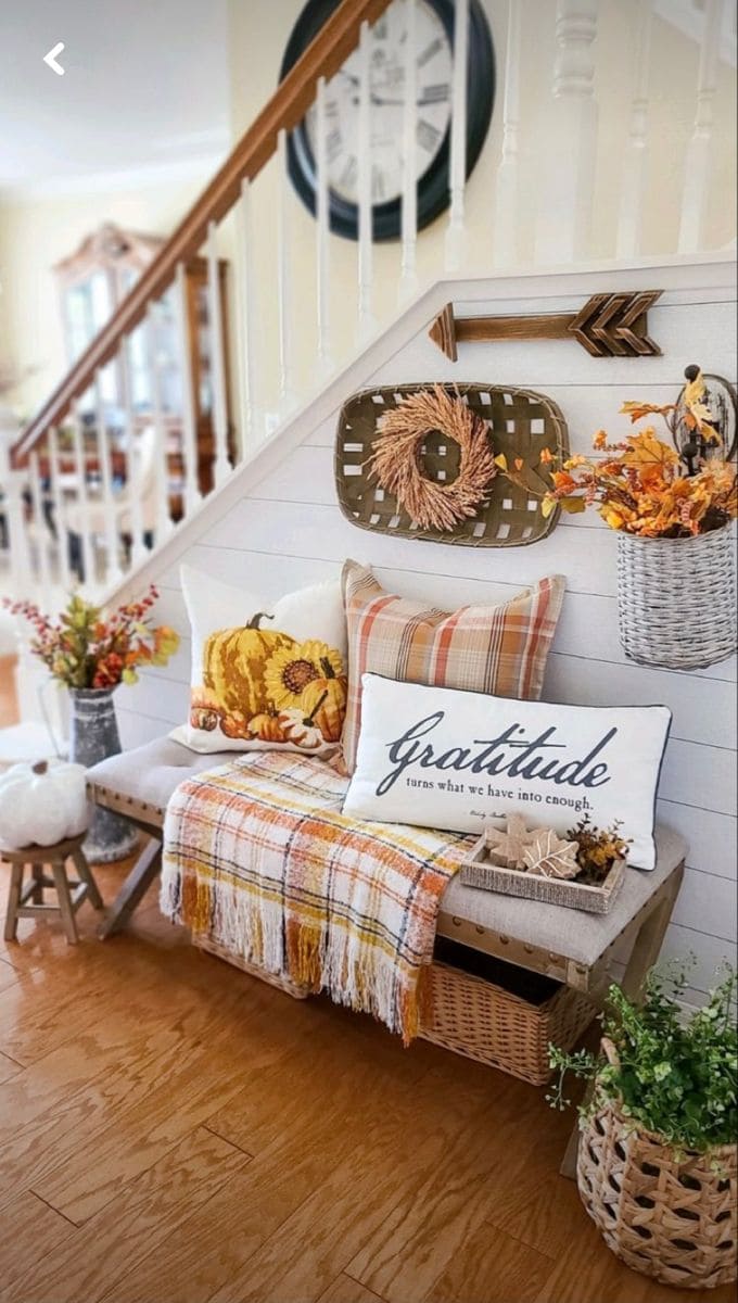 Gratitude-Inspired Fall Entryway