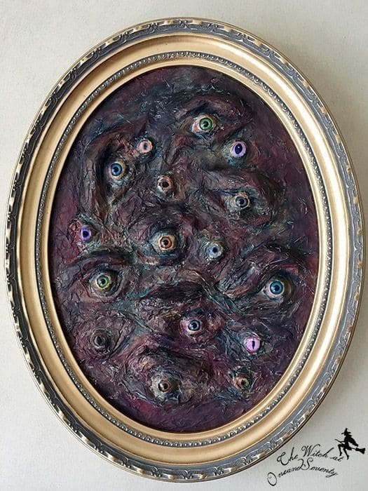 Haunted Multi-Eye Portrait Frame
