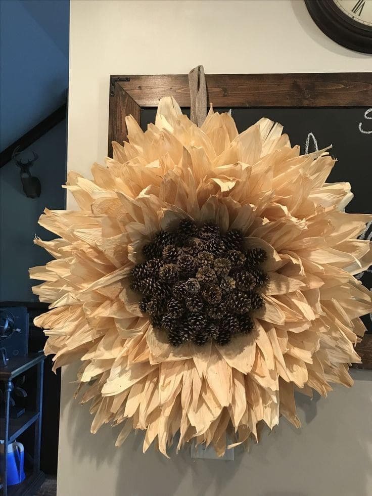 Rustic Corn Husk Sunflower Wreath