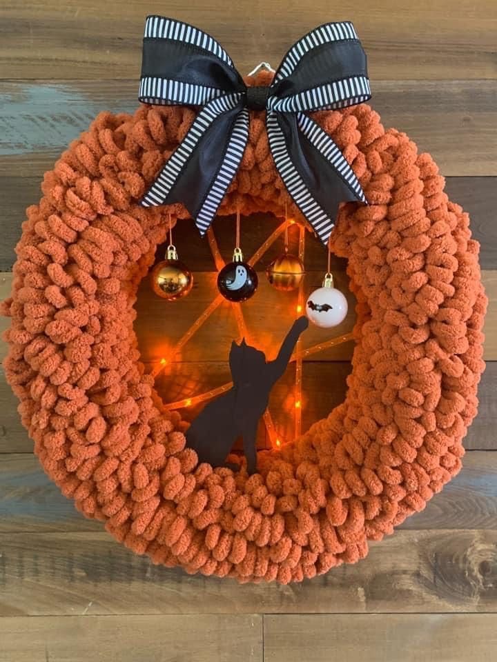 Cozy Pumpkin Cat Halloween Wreath