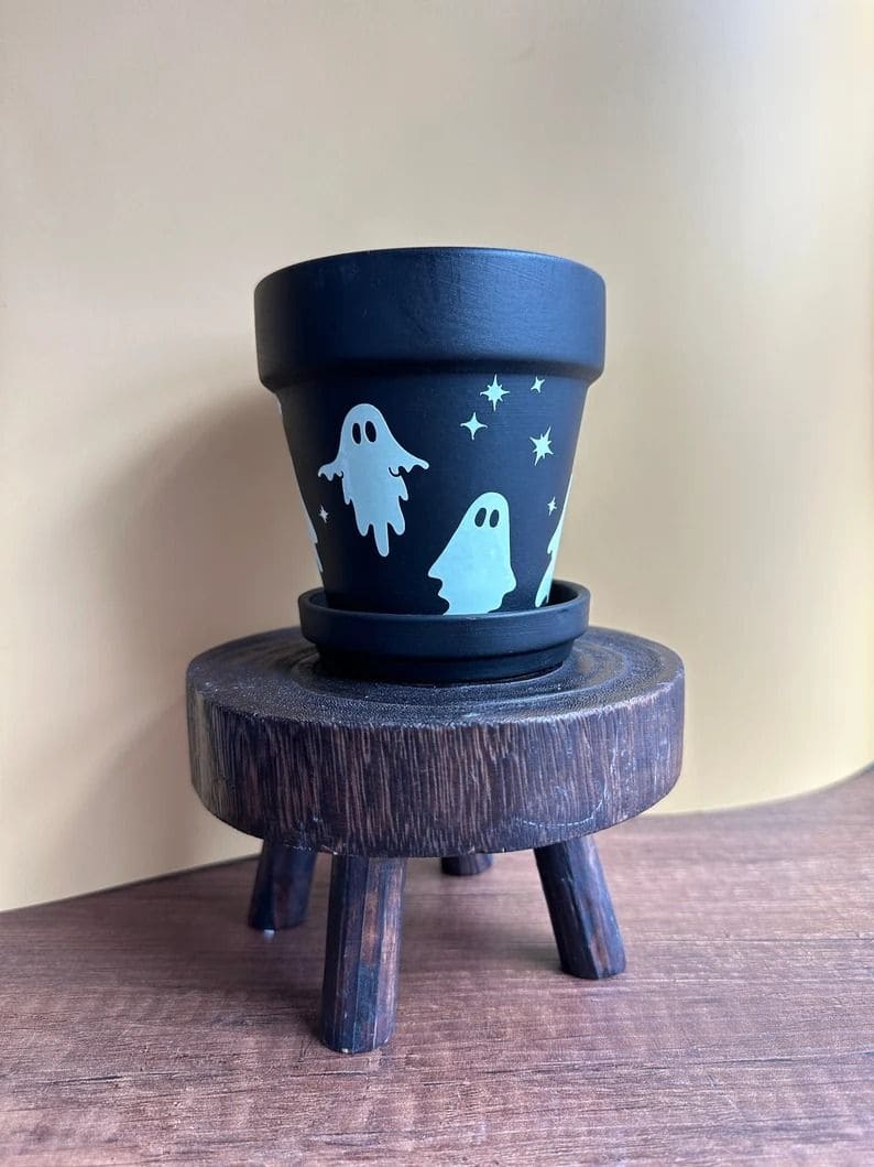 Glow-in-the-Dark Ghost Planter
