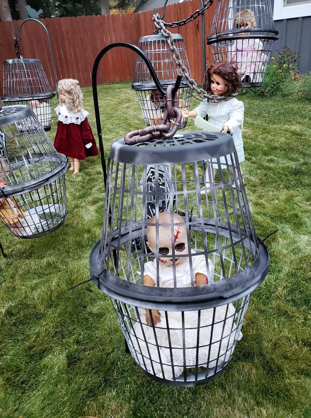 Haunted Halloween Doll Cage Yard