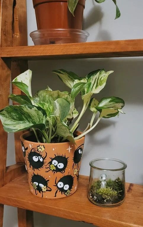 Soot Sprite Halloween Pot