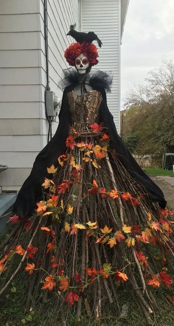 Woodland Witch Queen with Nature’s Gown