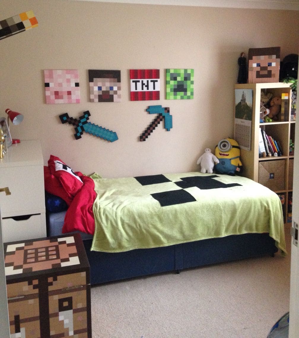 Minecraft Adventure Wall Bedroom