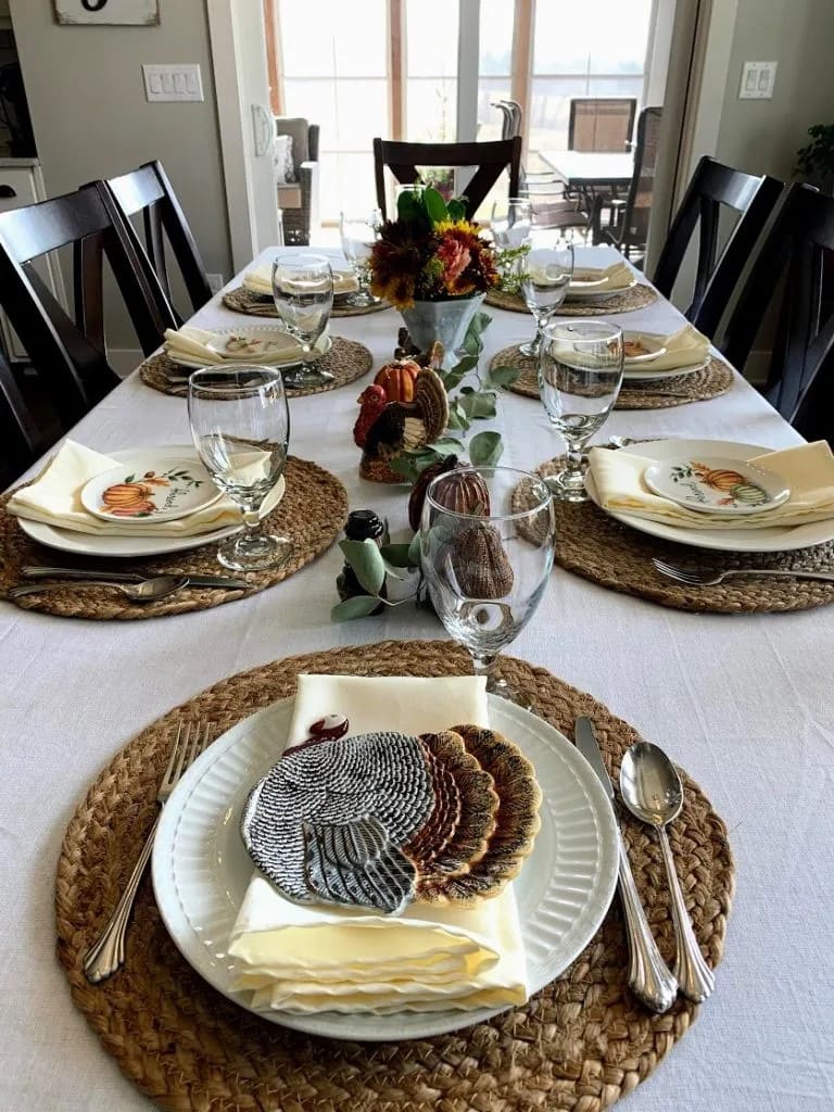 Rustic Turkey-Themed Thanksgiving Table