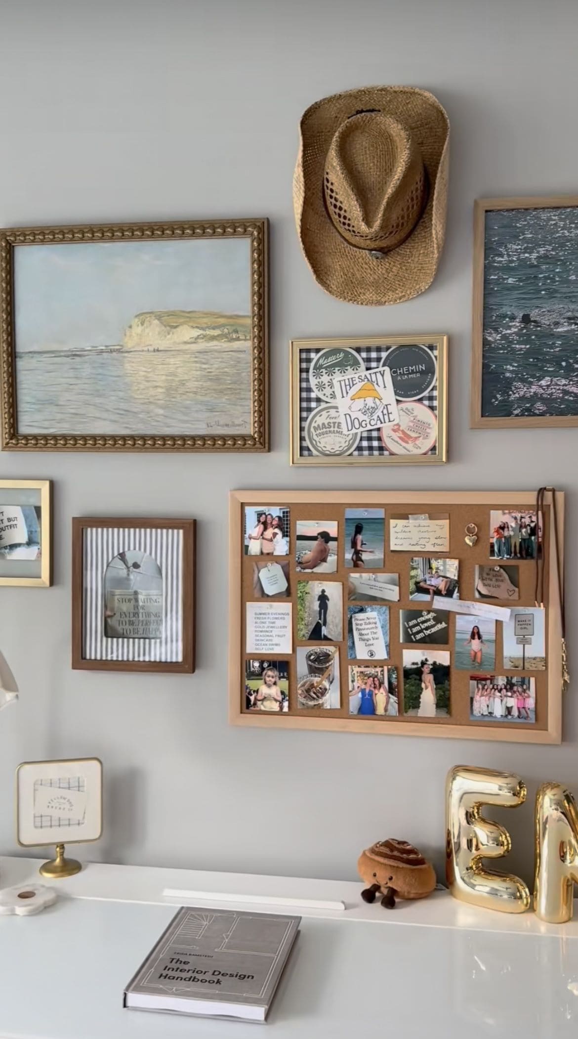Coastal Memories Cork Board Display