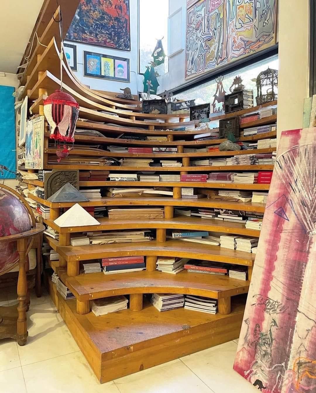 Curved Tiered Library Display