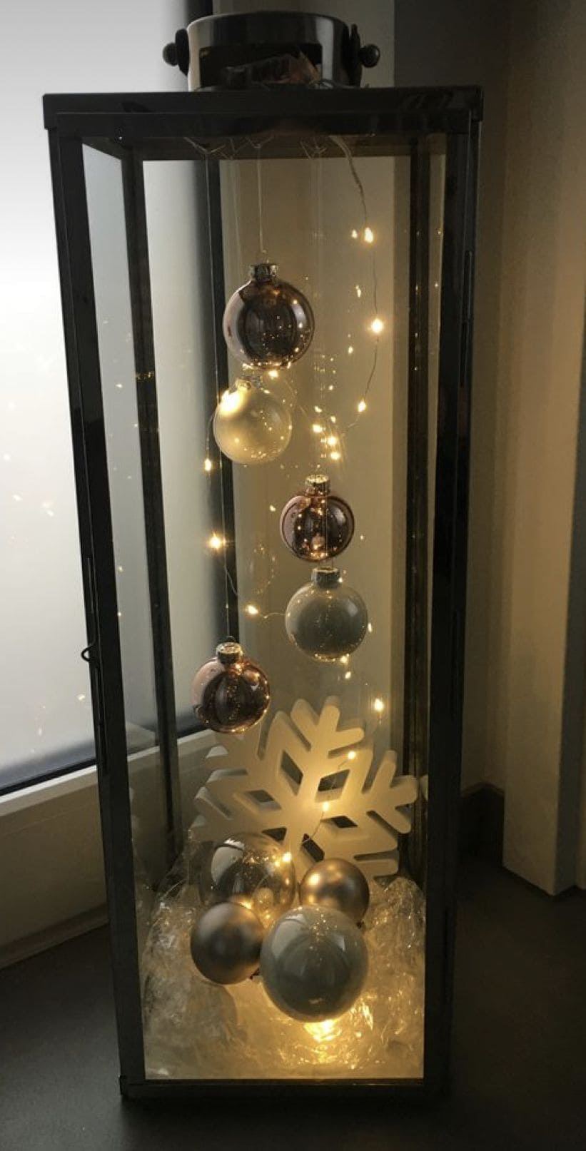 Floating Ornaments Winter Lantern