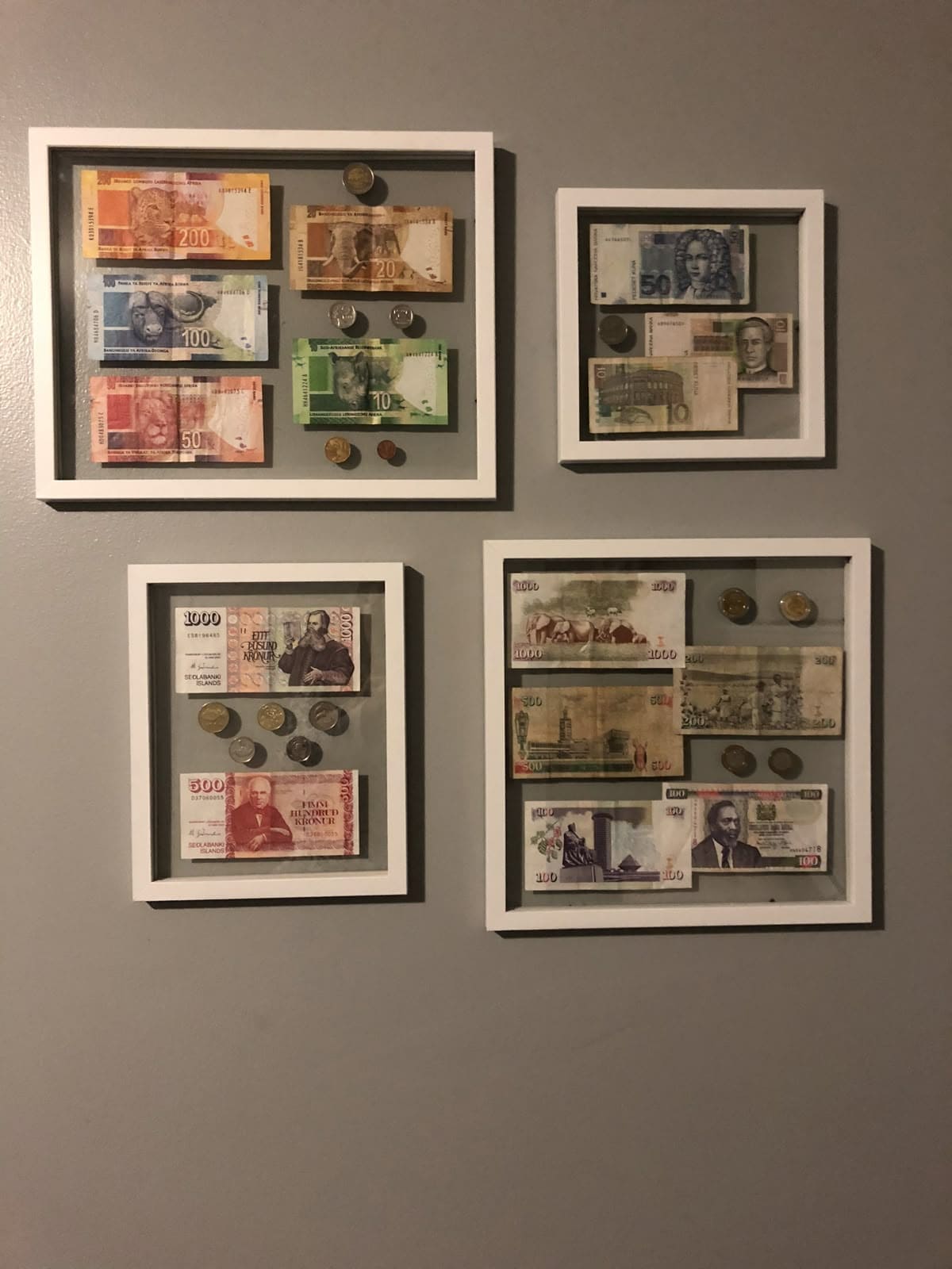 Framed Foreign Currency Display