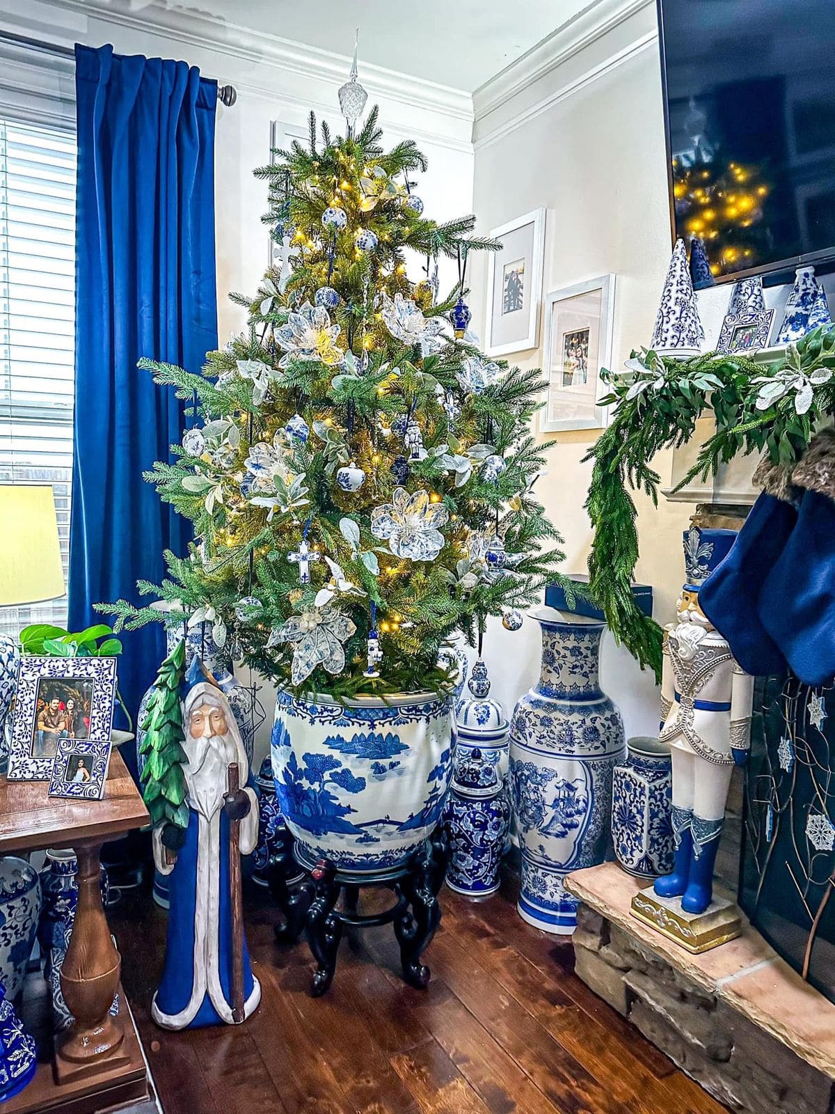Porcelain Blue Christmas Elegance