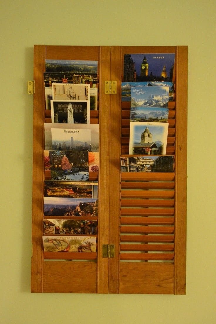 Postcard Shutter Display Frame