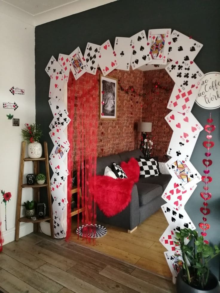 Queen of Hearts Doorway Arch