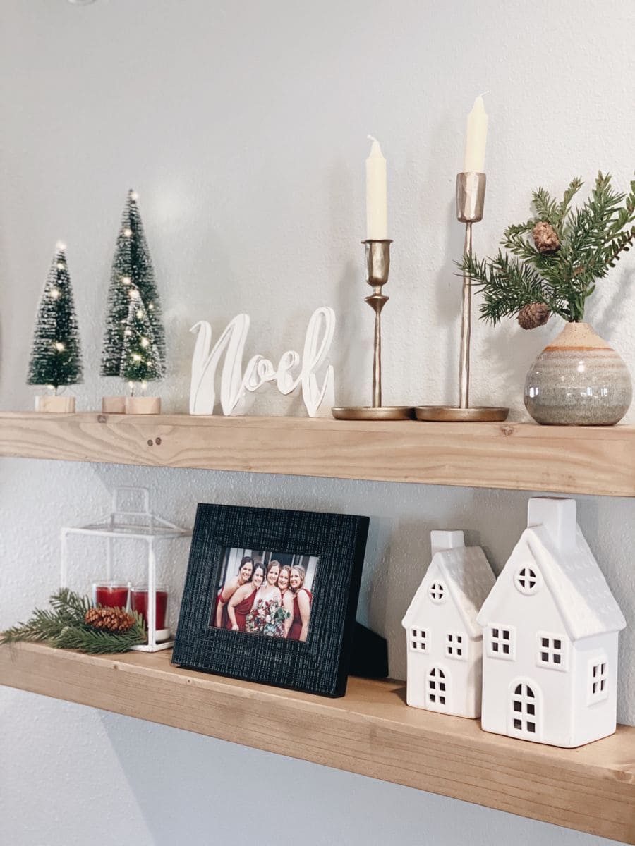 Minimalist Noel Christmas Shelf