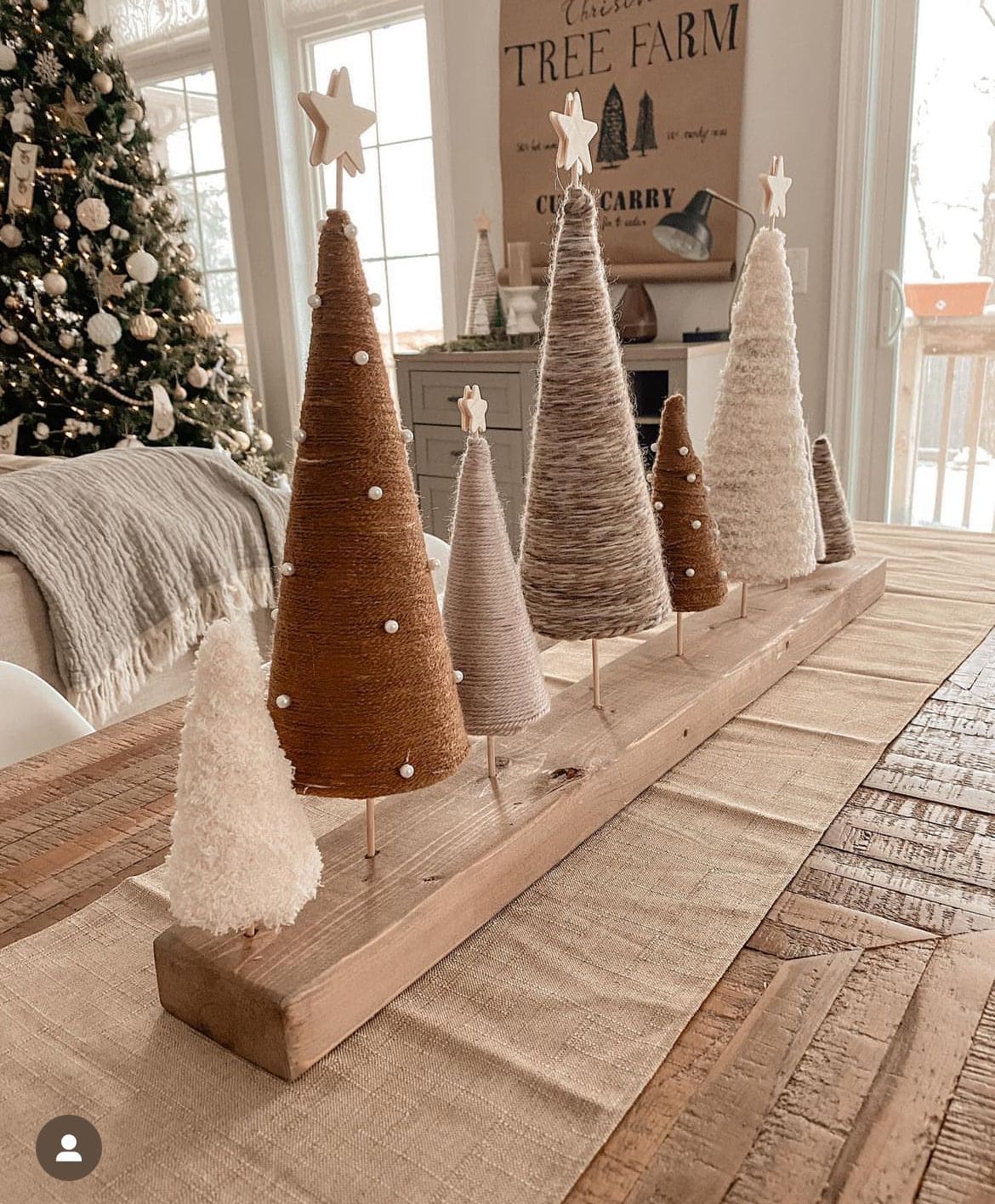 Rustic Yarn-Wrapped Christmas Trees