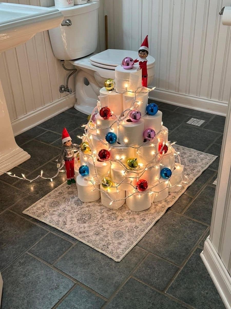 Toilet Paper Christmas Tree